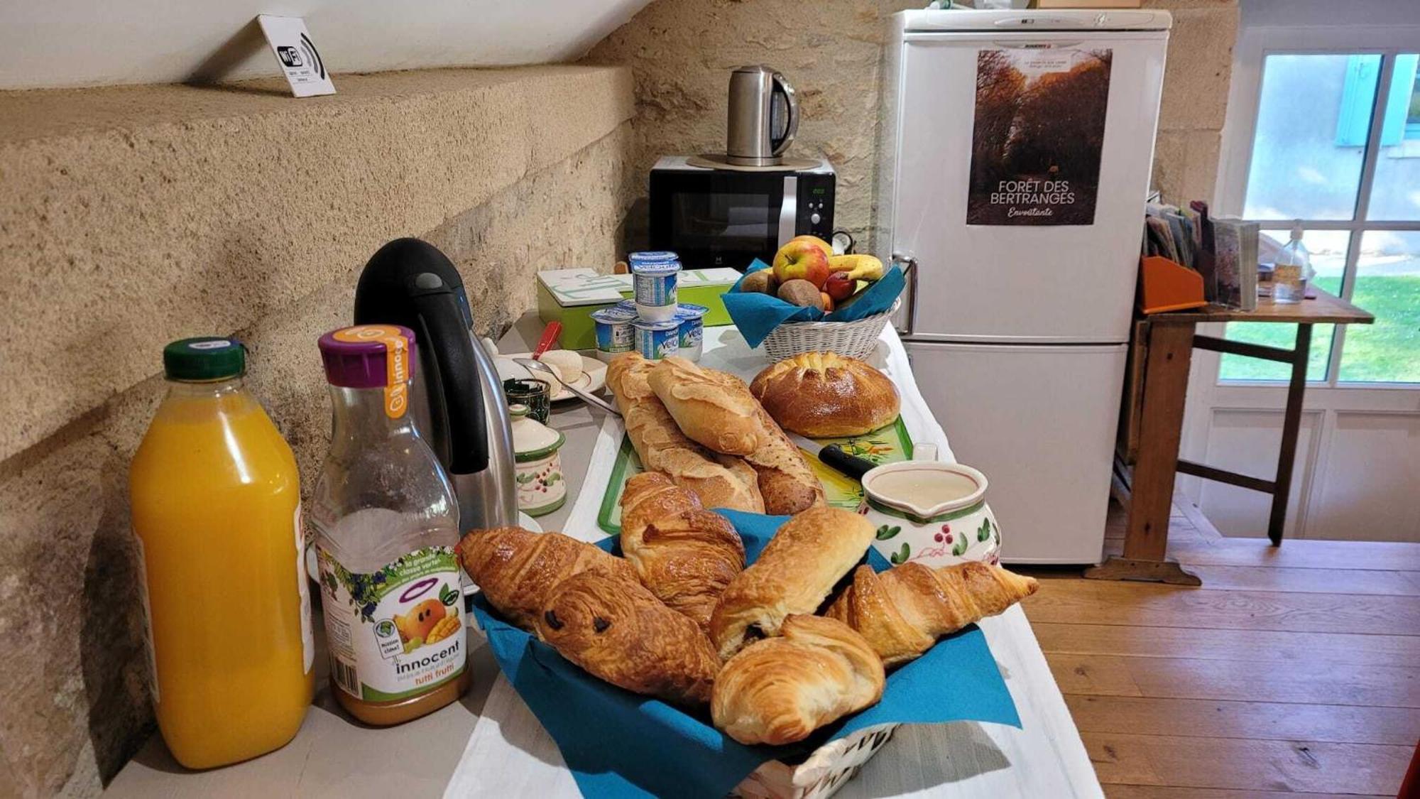 Hotel La Cuvellerie Narcy Esterno foto